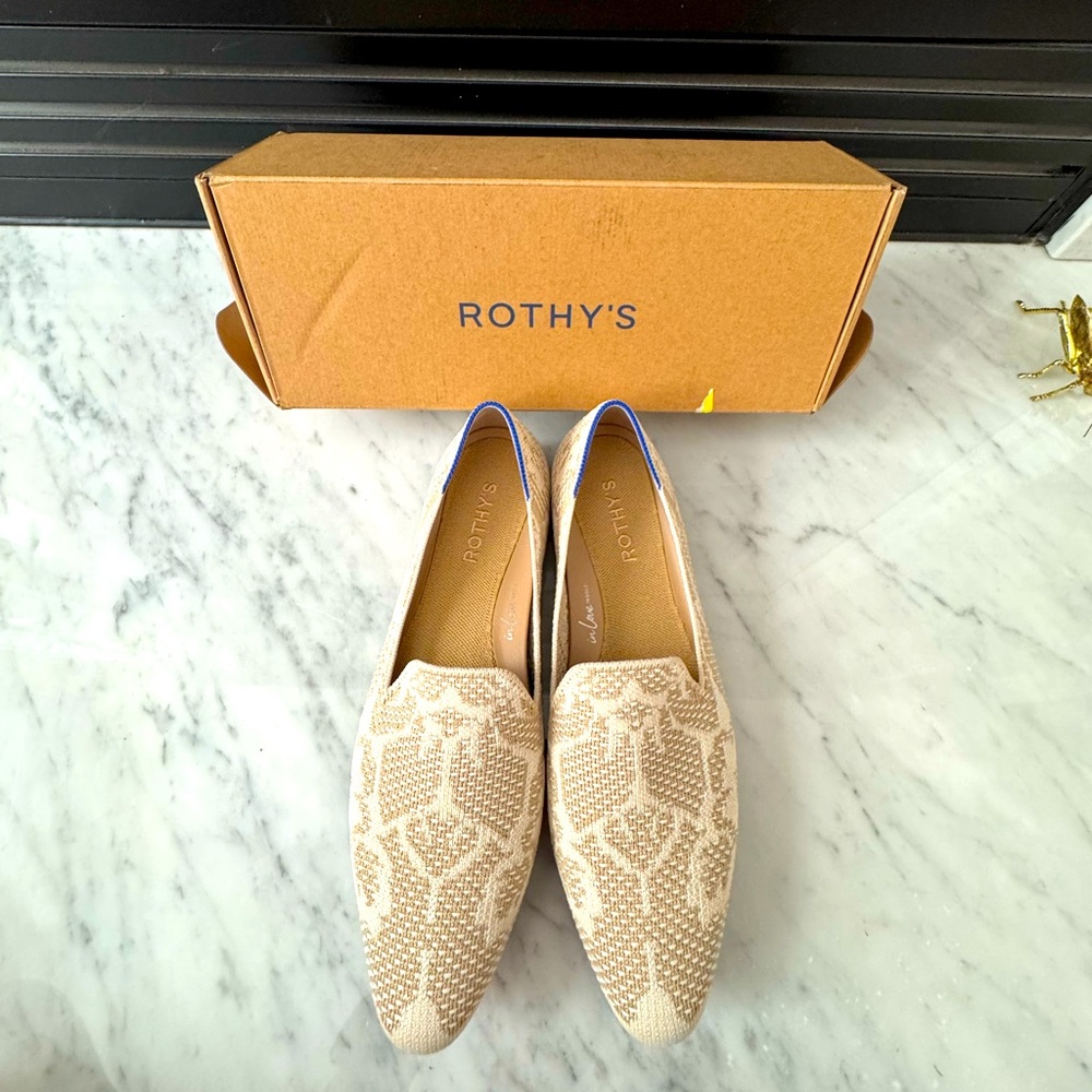 Rothy’s Almond Loafer Size 9 Like New